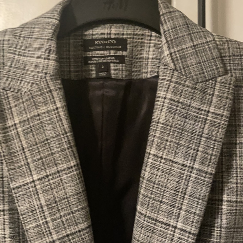 RW&CO. Blazer - Picture 2 of 5